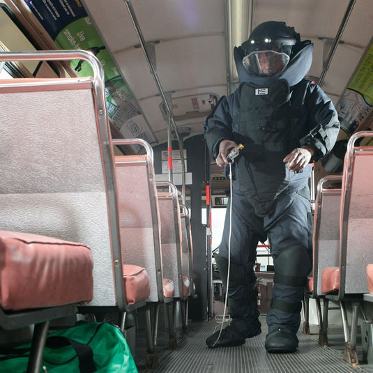 4976725