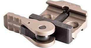 COUTLIGHT LEVER MOUNT, AMERICAN DEFENSE MANUFACTURING, PATENTED QD AUTO LOCK LEVER SYSTEM, TAN, TYPE III ANO