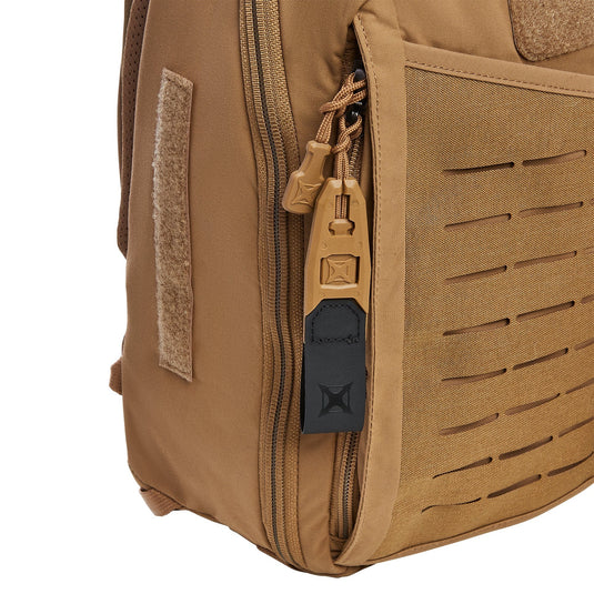 Coyote Siege 15L Sling